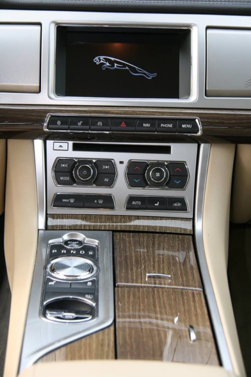 Wash & Vap - Jaguar XF 3